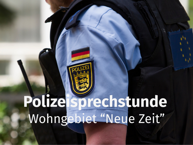 Polizeisprechstunde im Wohngebiet „Neue Zeit“ Nahaufnahme eines Polizeibeamten in Uniform mit Schutzweste. Auf dem Bild steht der Hinweis „Polizeisprechstunde Wohngebiet Neue Zeit“.